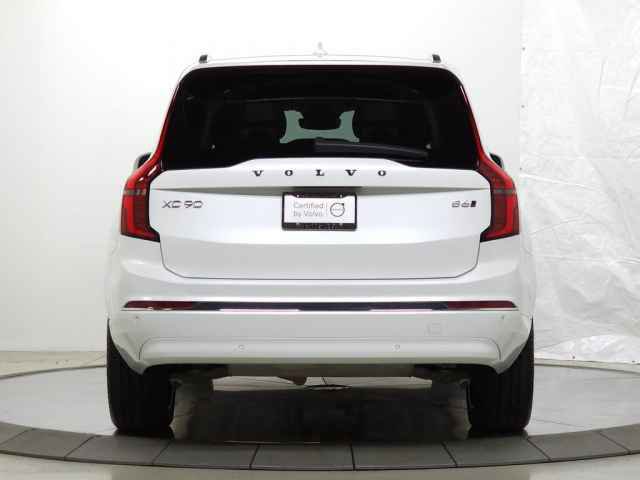 Used 2025 Volvo XC90 B6 Plus AWD/4WD image 8