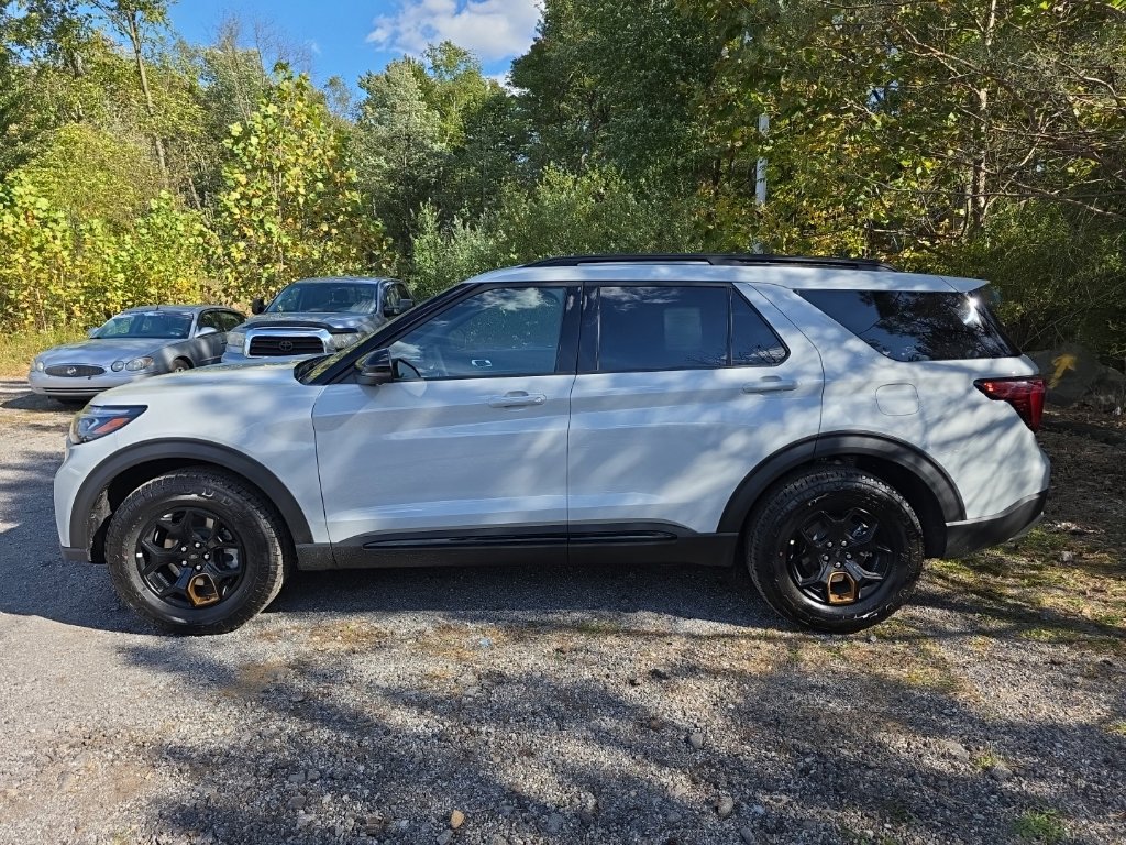 New 2027 Ford Explorer Tremor w/ Tremor Convenience Package AWD/4WD image 5
