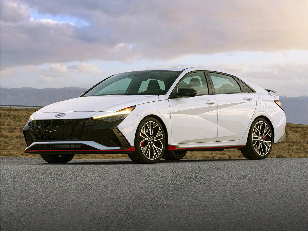 Used 2022 Hyundai Elantra N w/ Preferred Accessory Package FWD image 1
