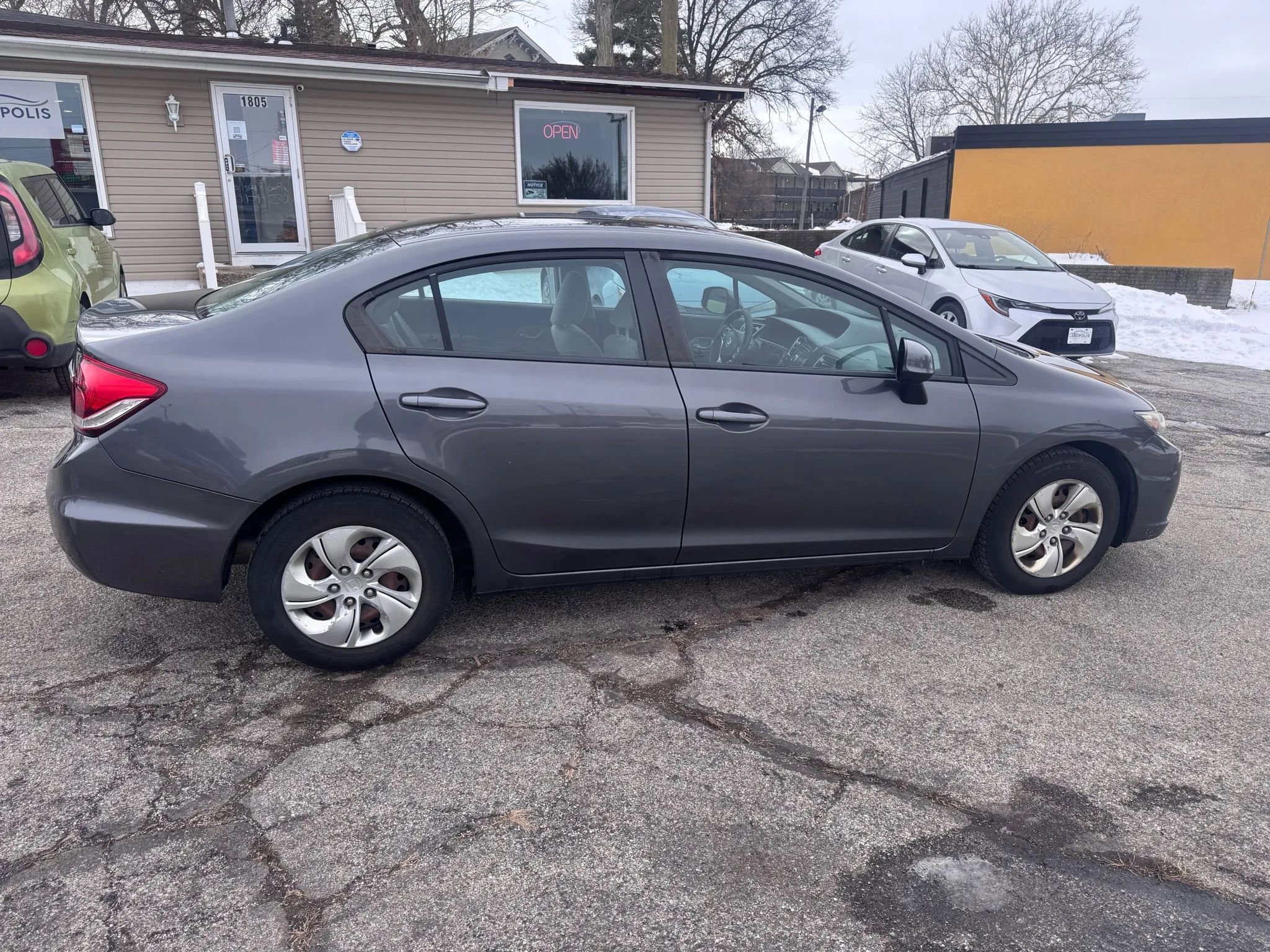 Used 2013 Honda Civic LX image 4