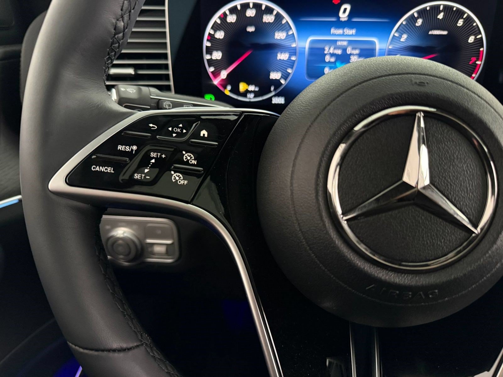 New 2026 Mercedes-Benz GLE 580 4MATIC image 13