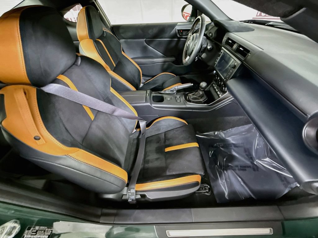 Certified 2025 Toyota GR86 Hakone Edition RWD image 29