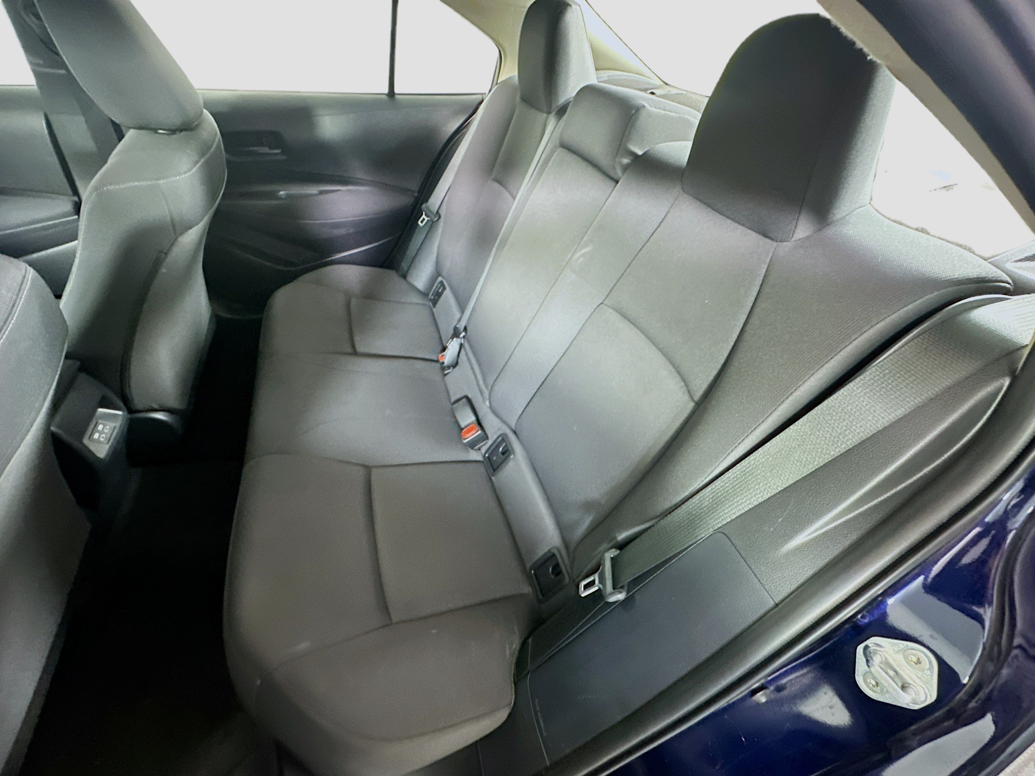 Used 2024 Toyota Corolla LE FWD image 27