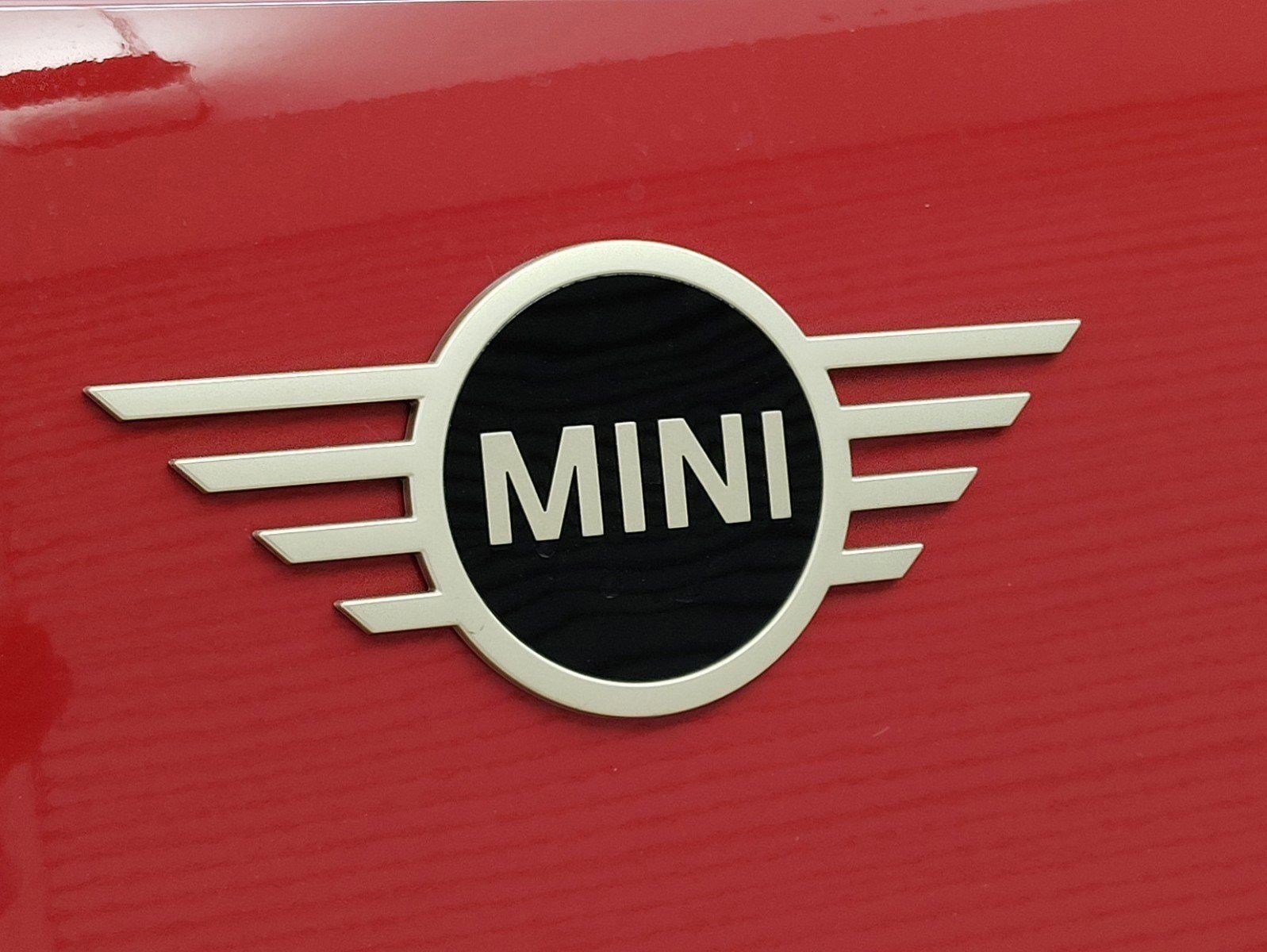 Used 2025 MINI Cooper Countryman S w/ Comfort Package Max image 9