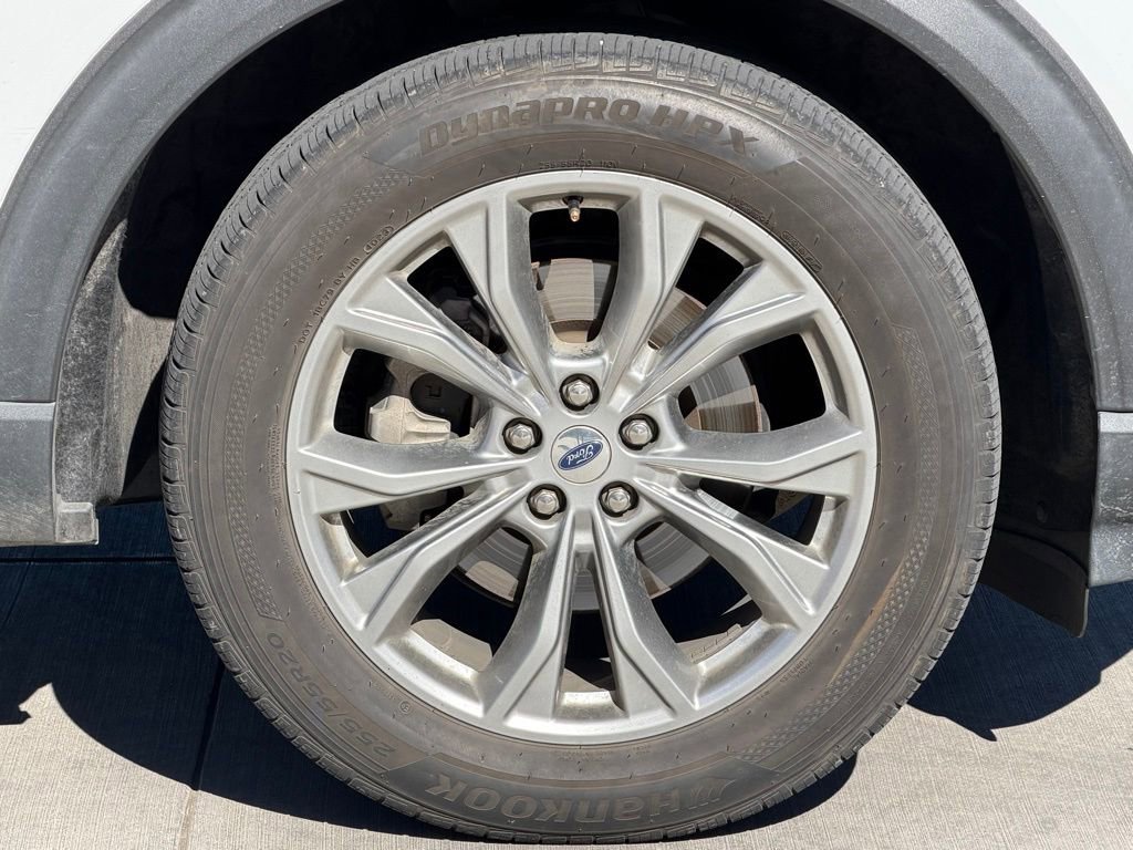 Used 2022 Ford Explorer Limited w/ Equipment Group 301A image 7