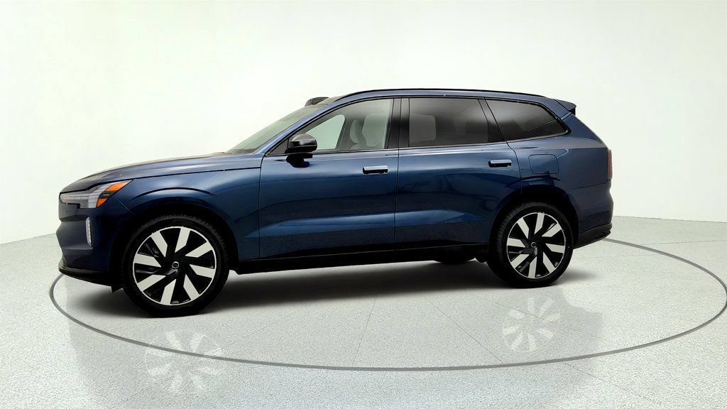 Used 2025 Volvo EX90 Ultra AWD/4WD image 8