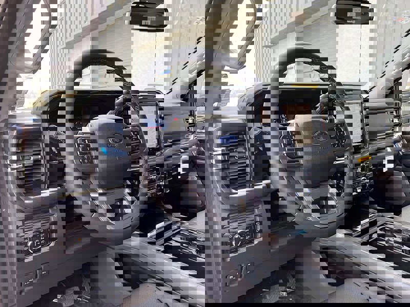 New 2026 Ford F350 Lariat w/ Lariat Premium Package image 15