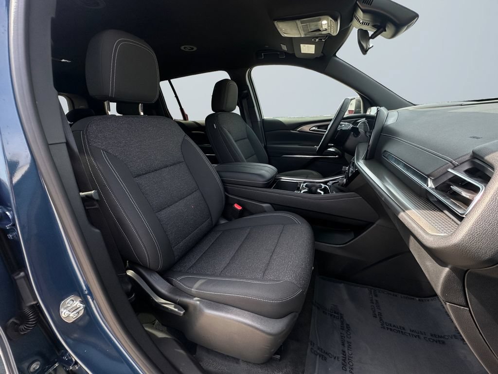 Used 2026 Chevrolet Traverse LT AWD/4WD image 15