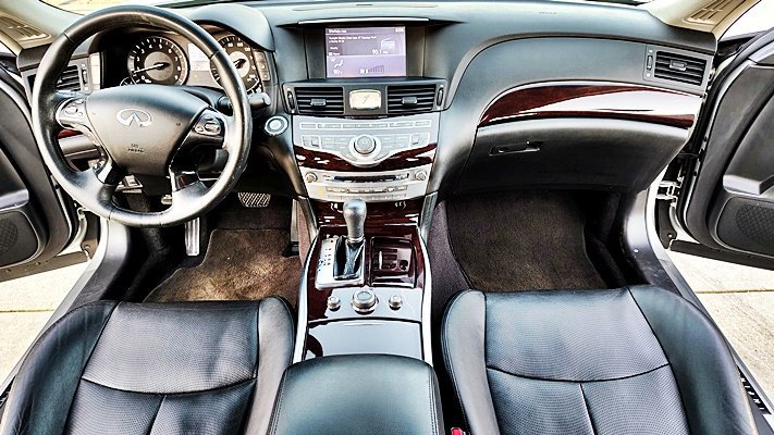 Used 2011 INFINITI M37 w/ Premium Pkg RWD image 14