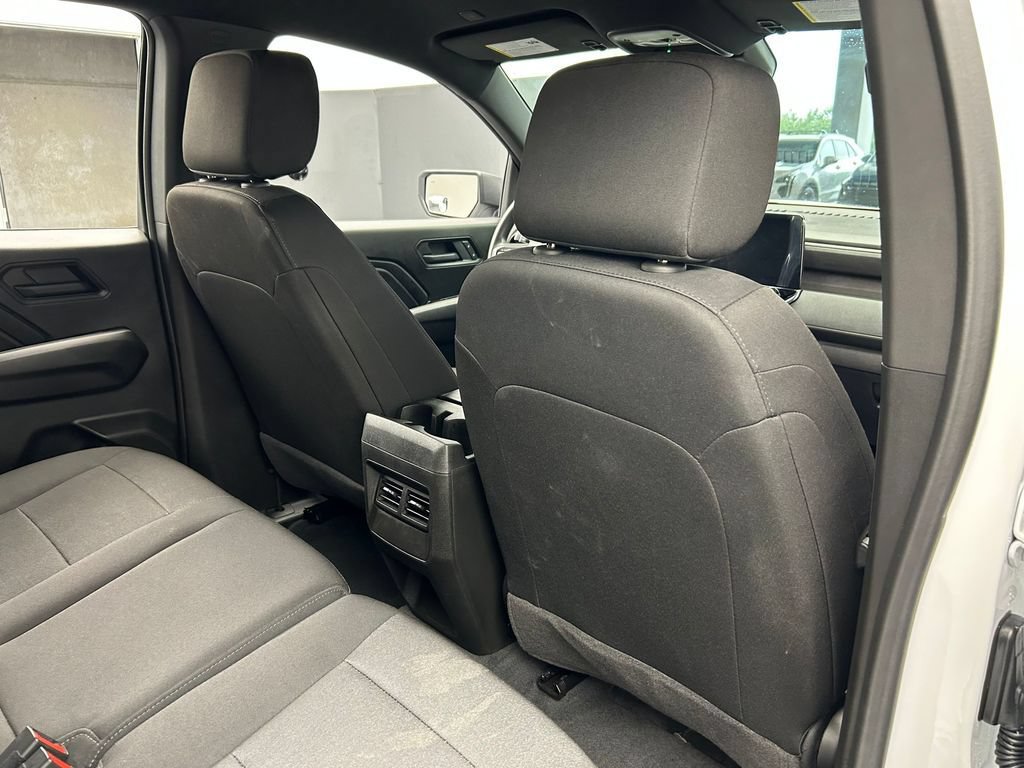 Used 2025 Chevrolet Colorado W/T w/ WT Custom Package RWD image 38