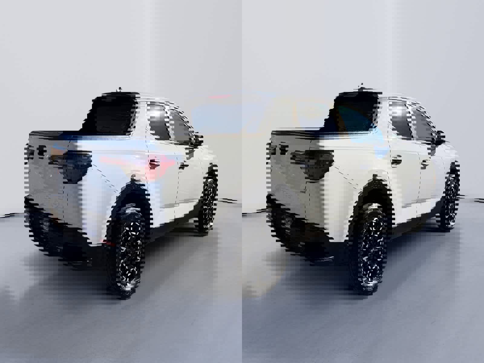 Used 2023 Hyundai Santa Cruz SEL image 3