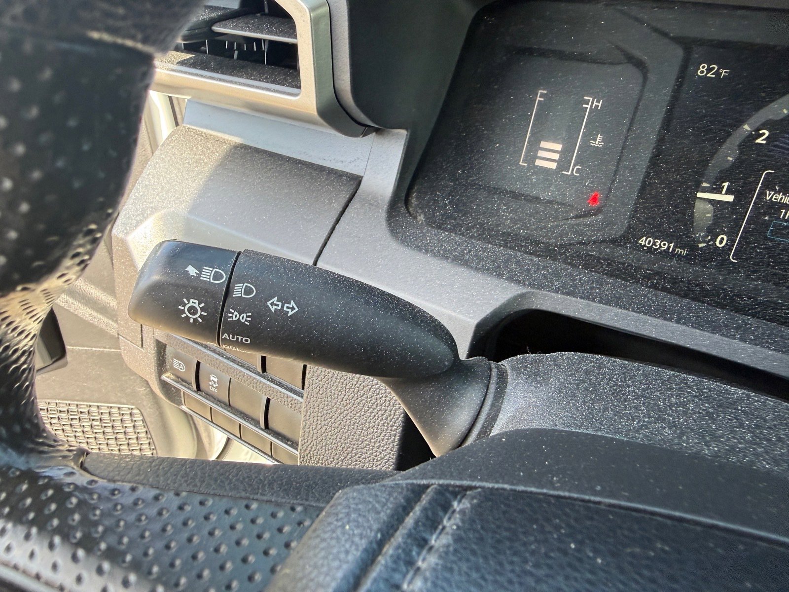 Used 2024 Toyota Tacoma SR image 16