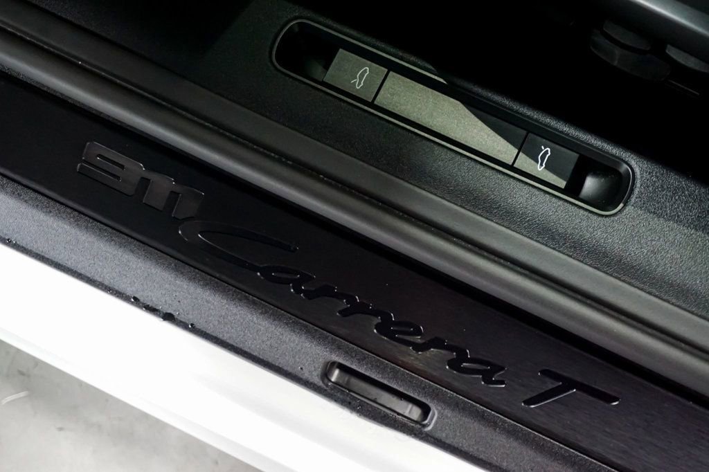 Used 2025 Porsche 911 Carrera T RWD image 65