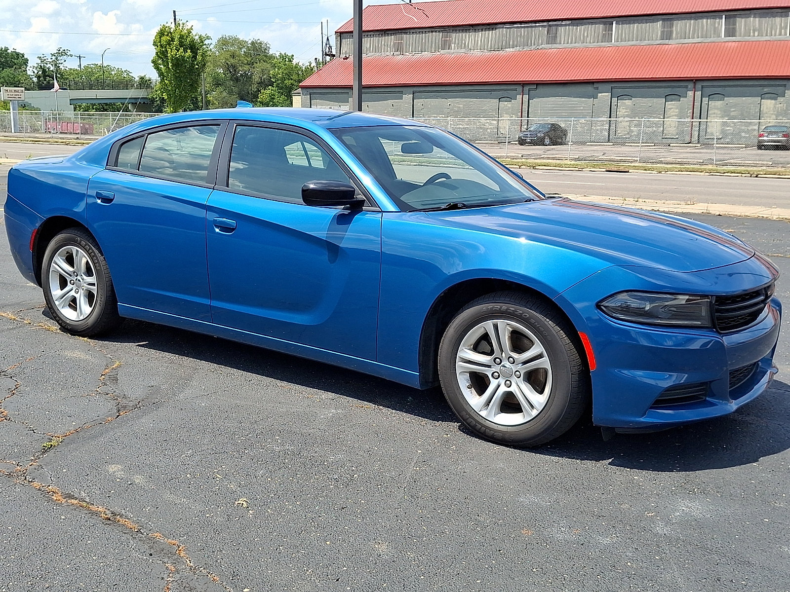 Used 2023 Dodge Charger SXT RWD image 1