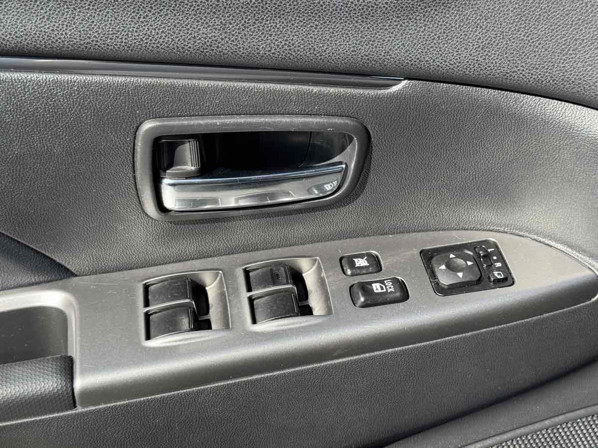 Used 2024 Mitsubishi Outlander Sport AWD image 29