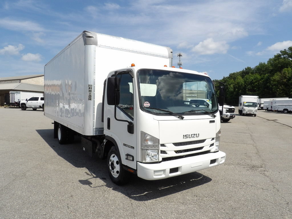 Used 2021 Isuzu NPR RWD image 11