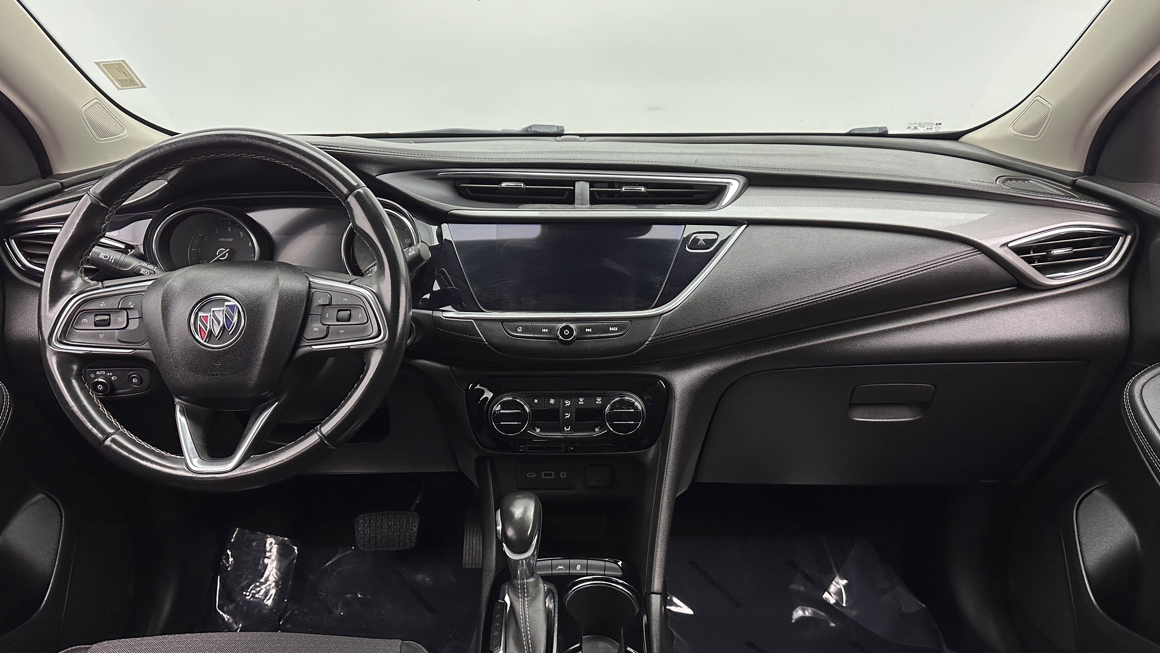 Used 2020 Buick Encore GX Select image 30