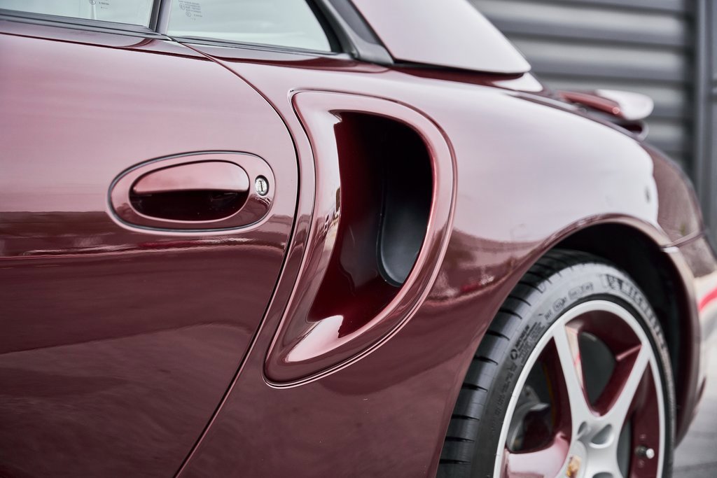 Used 2005 Porsche 911 Turbo image 8