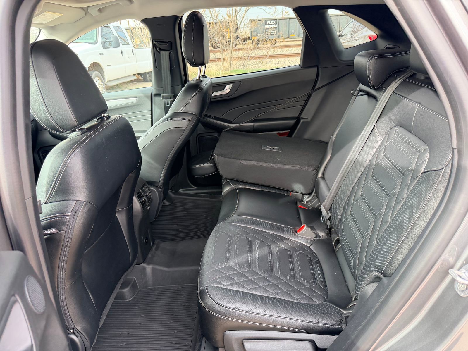 Certified 2024 Ford Escape SE w/ PHEV Premium Package FWD image 21