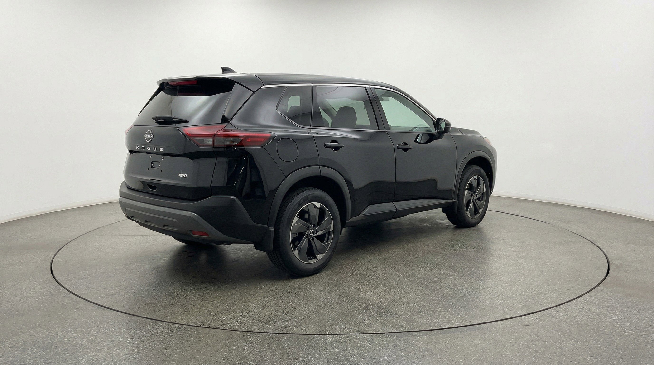 Used 2025 Nissan Rogue SV AWD/4WD image 9