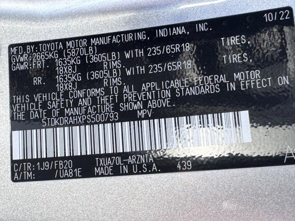 Used 2023 Toyota Highlander LE image 23