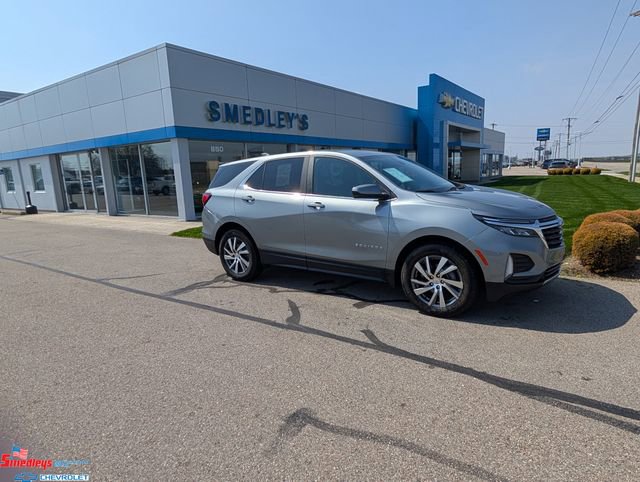 Used 2024 Chevrolet Equinox LT w/ LPO, Floor Liner Package image 1