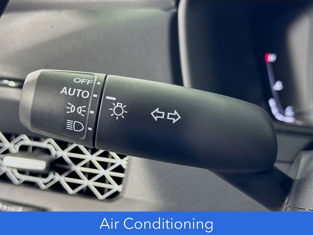 Used 2025 Honda Accord SE image 15