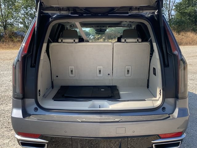 Used 2021 Cadillac Escalade Premium Luxury Platinum AWD/4WD image 5
