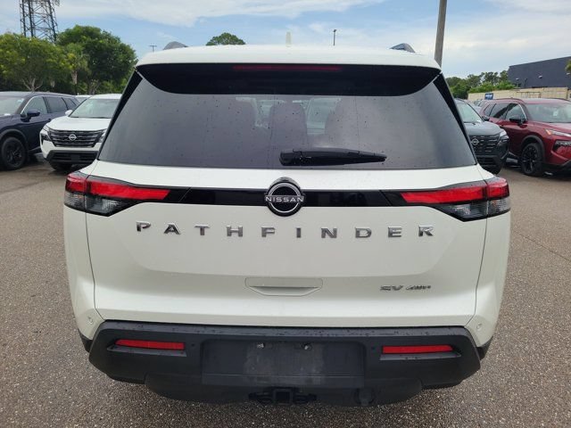 Certified 2023 Nissan Pathfinder SV w/ SV Premium Package AWD/4WD image 3