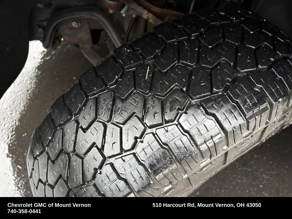 Used 2022 GMC Sierra 3500 AT4 w/ AT4 Preferred Package image 26