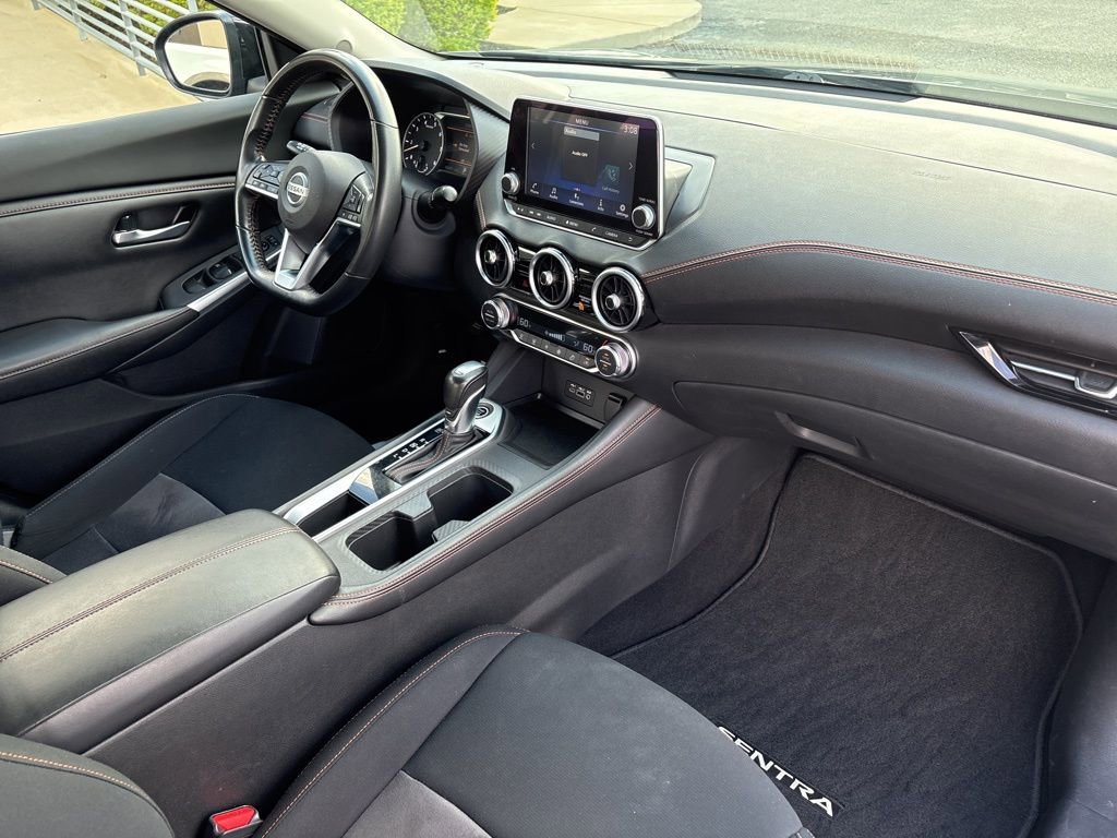 Used 2022 Nissan Sentra SR w/ Trunk Package image 12