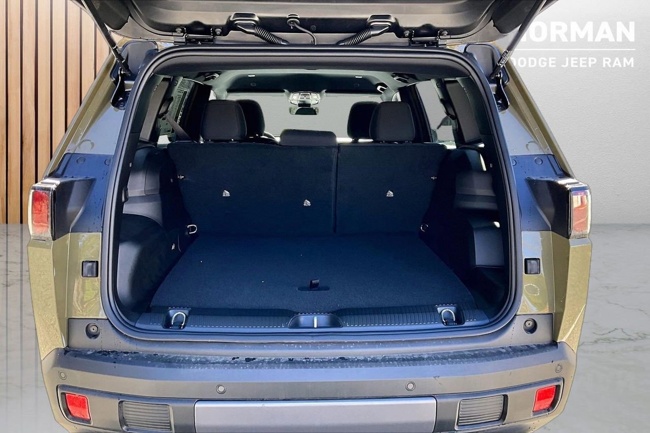 New 2026 Jeep Cherokee Laredo image 23