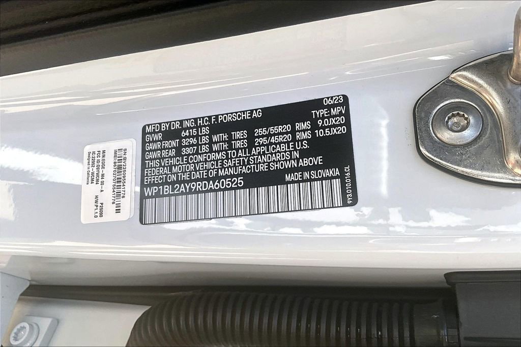 Used 2024 Porsche Cayenne S image 45