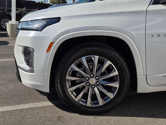 Certified 2023 Chevrolet Traverse Premier w/ LPO, Floor Liner Package FWD image 9