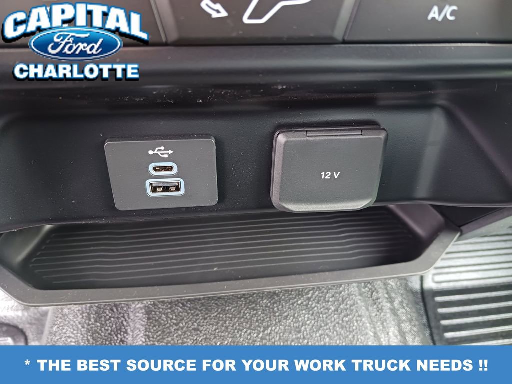 New 2026 Ford F250 XL w/ XL Chrome Package image 22