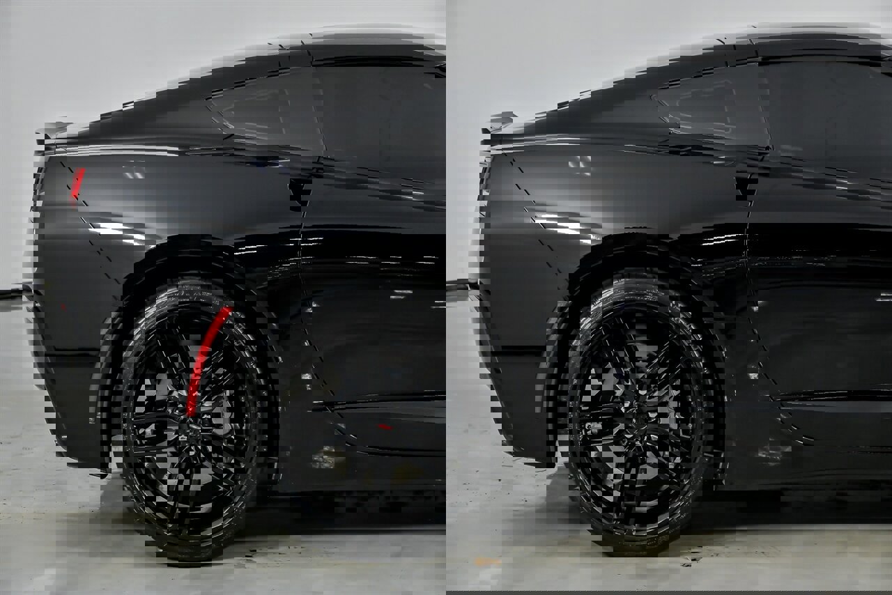 Used 2019 Chevrolet Corvette Stingray Coupe w/ 1LT image 13