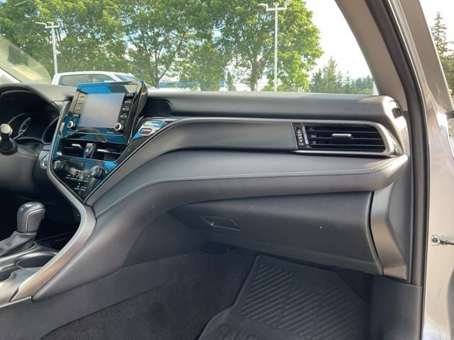 Used 2022 Toyota Camry SE image 20