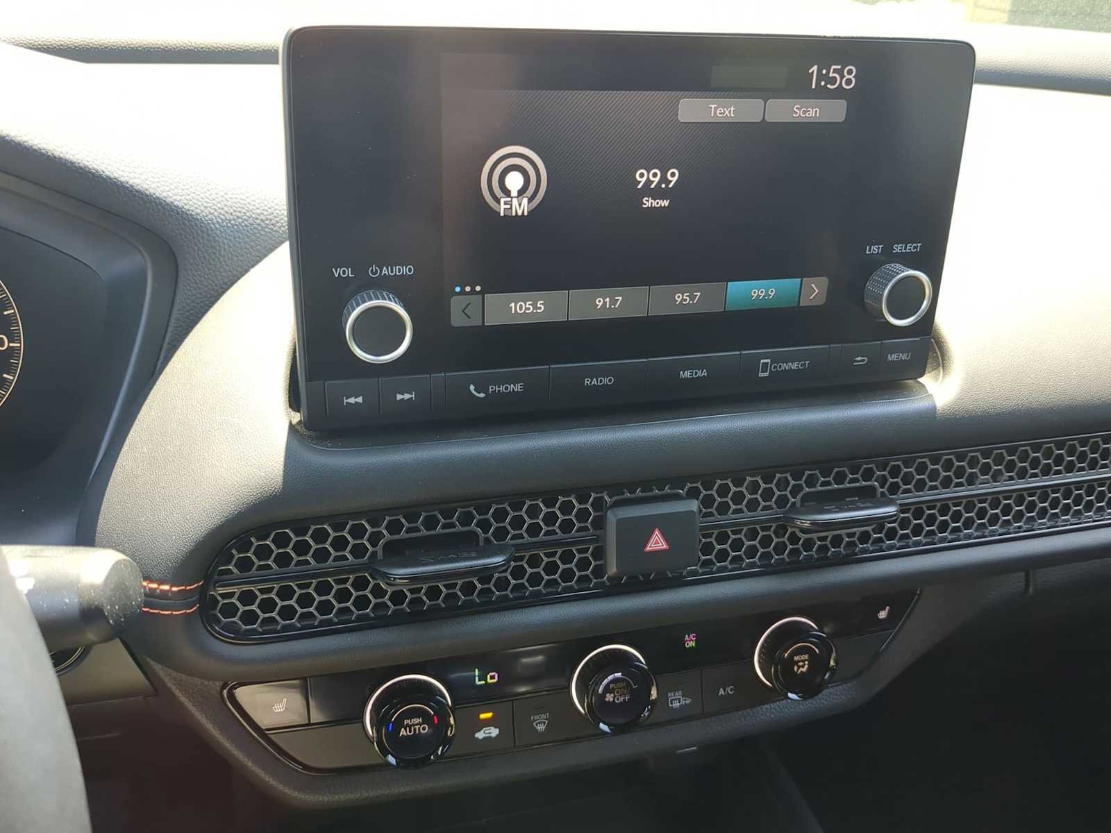 Used 2025 Honda HR-V Sport image 18