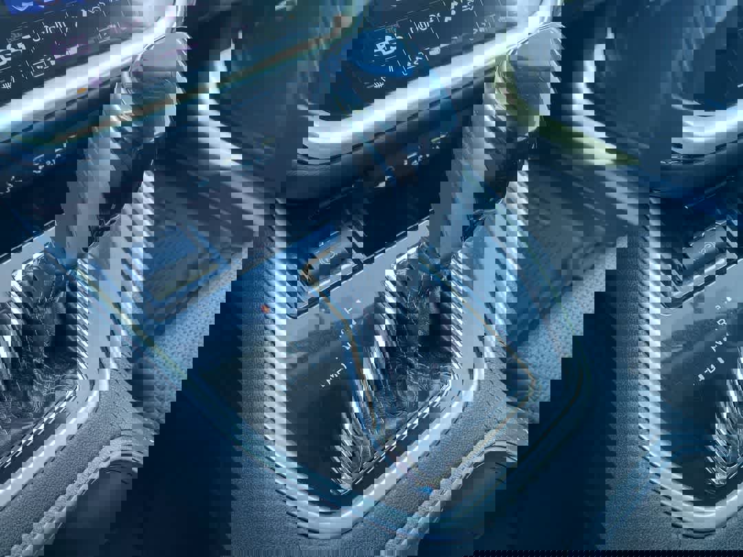 Used 2020 Subaru Outback Premium image 19