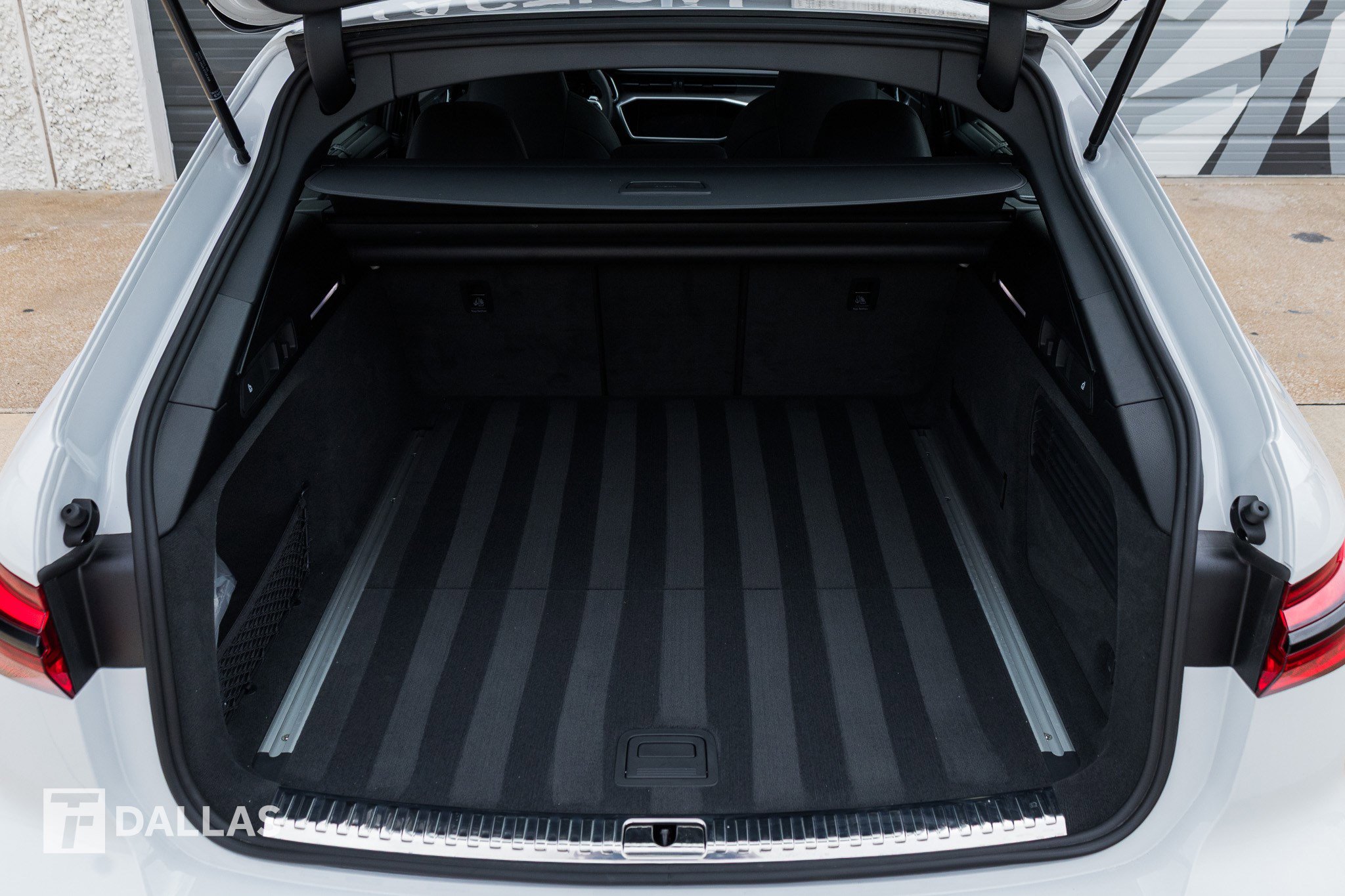 Used 2025 Audi RS 6 performance image 34