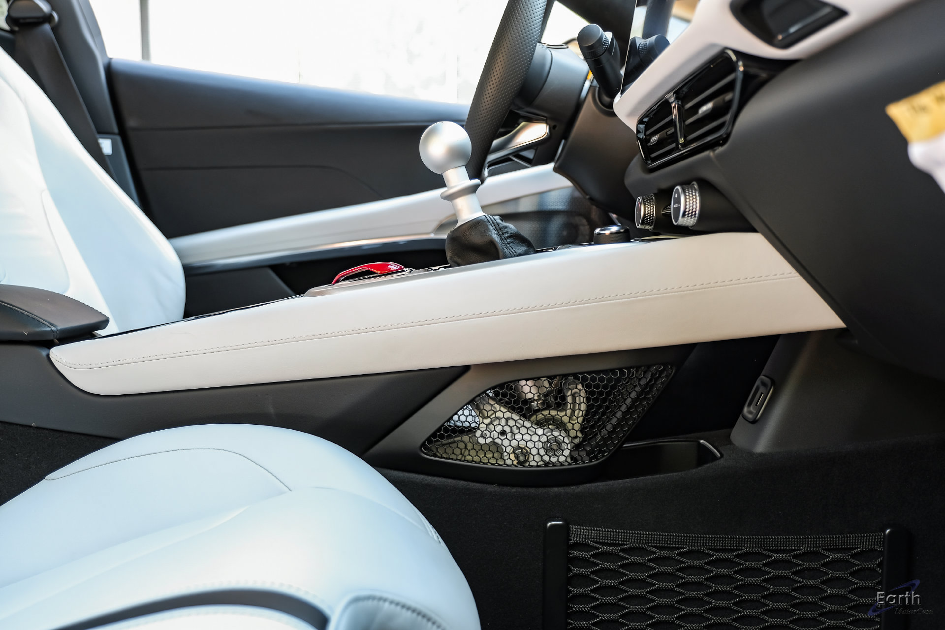 Used 2025 Lotus Emira RWD image 66