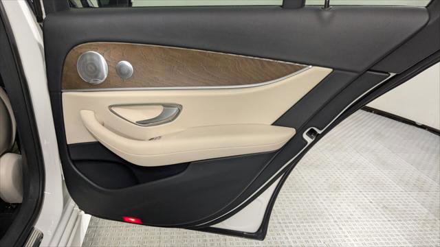 Used 2021 Mercedes-Benz E 350 Sedan image 19