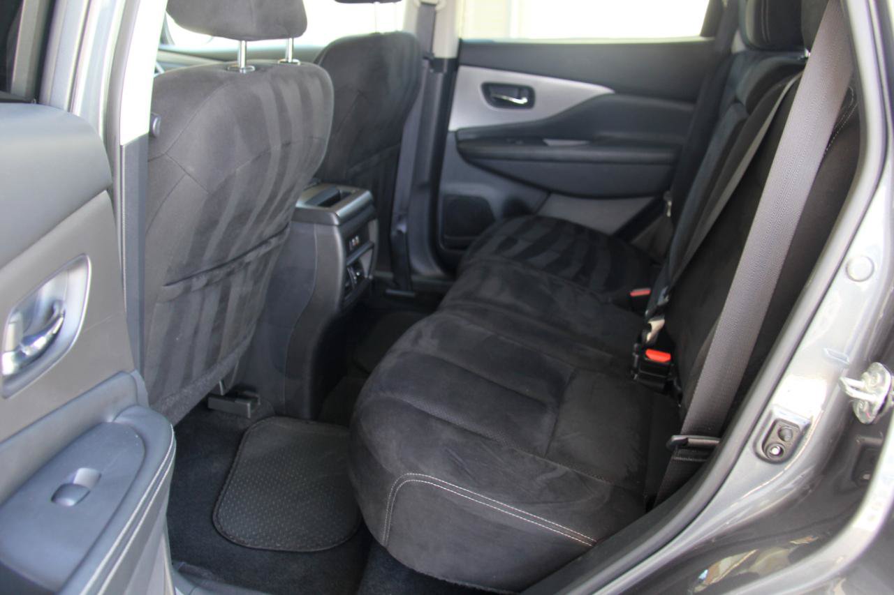 Used 2020 Nissan Murano S FWD image 21