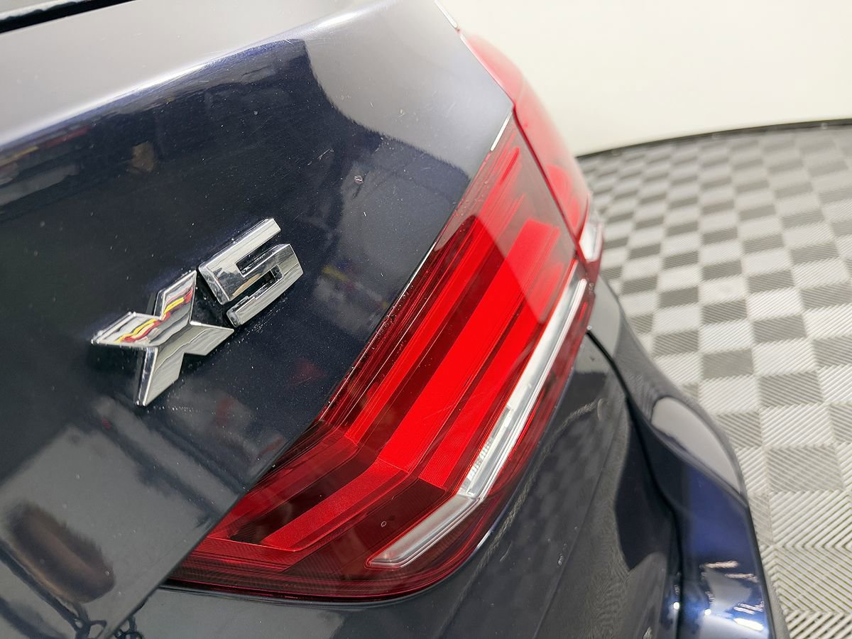 Used 2015 BMW X5 xDrive50i AWD/4WD image 11