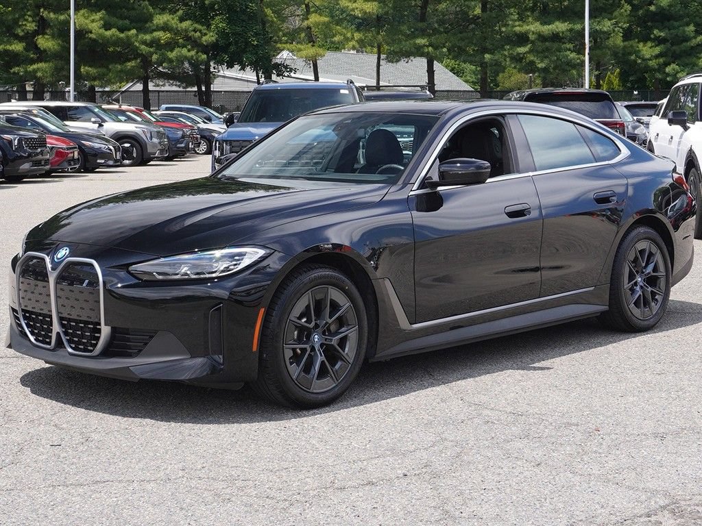 Used 2023 BMW i4 eDrive35 w/ Premium Package RWD image 10