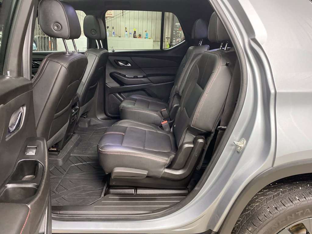 Used 2023 Chevrolet Traverse RS w/ LPO, Floor Liner Package AWD/4WD image 25