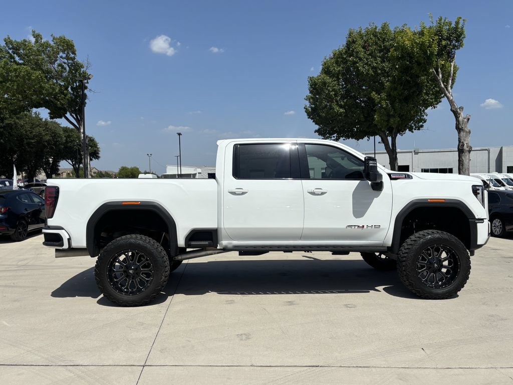 Used 2026 GMC Sierra 2500 AT4 w/ AT4 Premium Plus Package AWD/4WD image 2