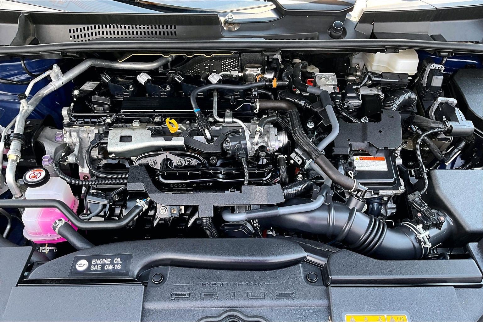 Used 2024 Toyota Prius LE FWD image 9
