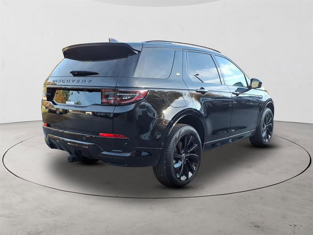 New 2025 Land Rover Discovery Sport Dynamic SE image 5