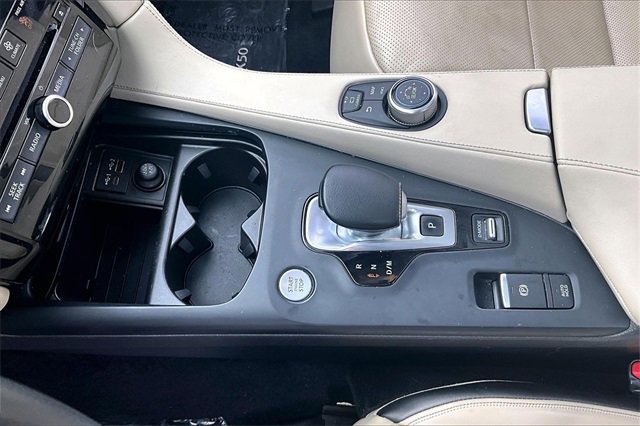Used 2022 INFINITI QX50 Sensory image 18